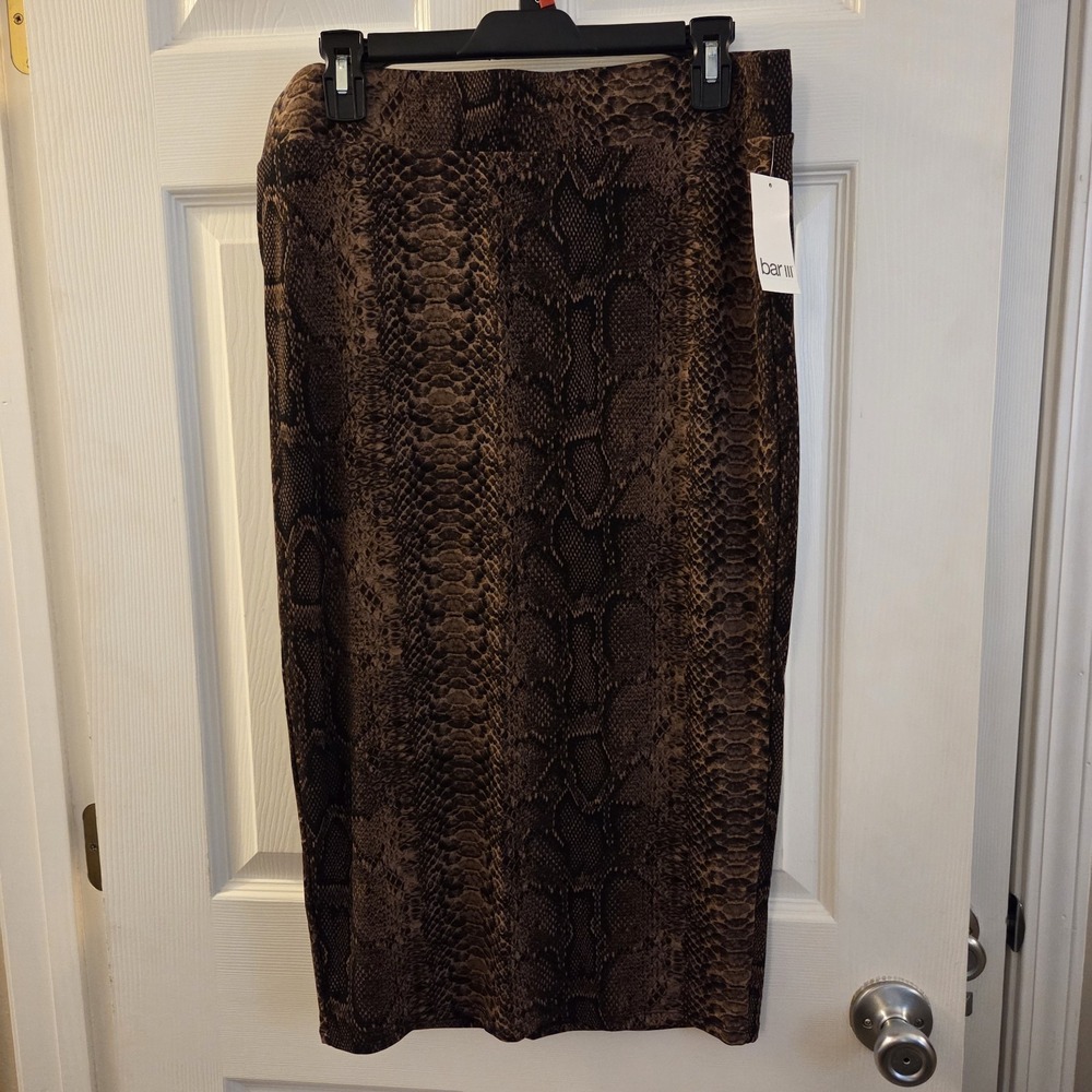 Bar III sz L Bodycon Pencil Midi Skirt Snake print rayon/spandex NWT casual